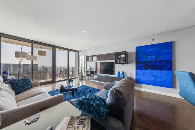 Photo - 225 N Columbus Dr Unit 7607