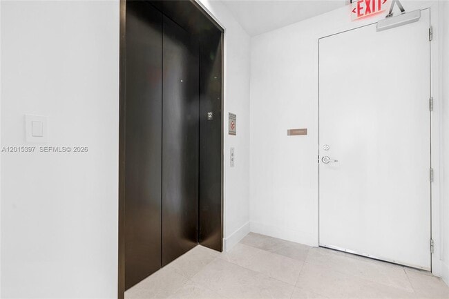 Building Photo - 175 SE 25th Rd Unit 1203
