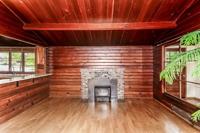 Photo - Charming Enatai Craftsman Near Lake Washington – 3BR/2BA- AVAILABLE NOW!