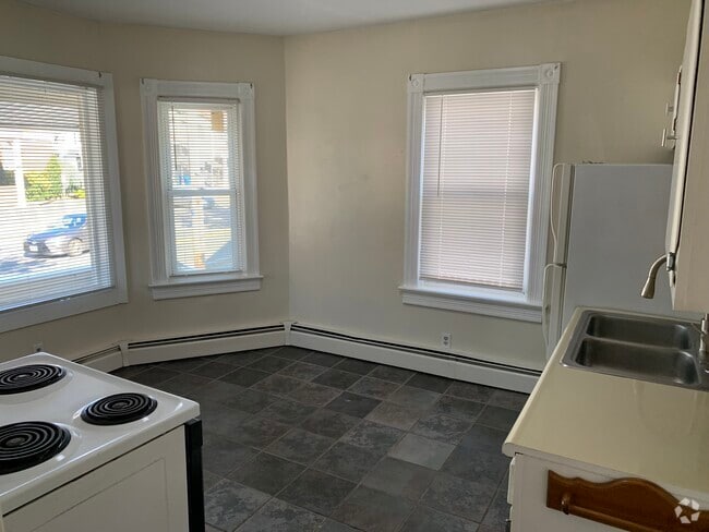 Building Photo - 900 Broadway Unit 1F Rental