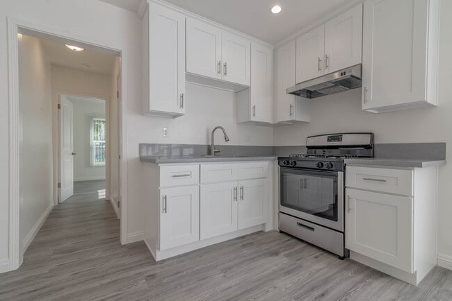 Photo - 1627 N Normandie Ave