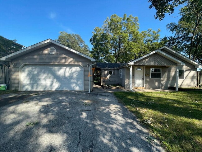 Building Photo - 6523 Missouri Ave Rental