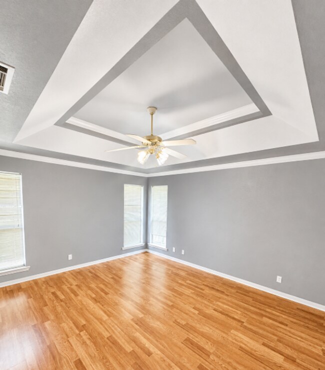 Photo - AVAILABLE MAY 18; APPLY ON OUR WEBSITE TODAY!!