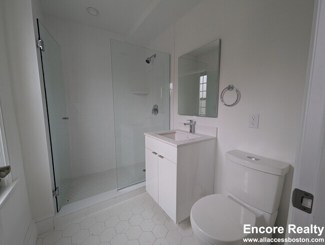 Photo - 1200 Massachusetts Ave Unidad UVWFKQ