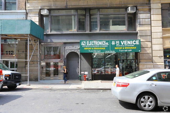 Photo - December Artist Apt Corporation