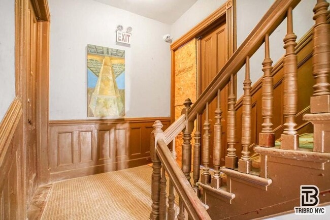 Photo - 5 bedroom in Flushing NY 11385 Unit 2R