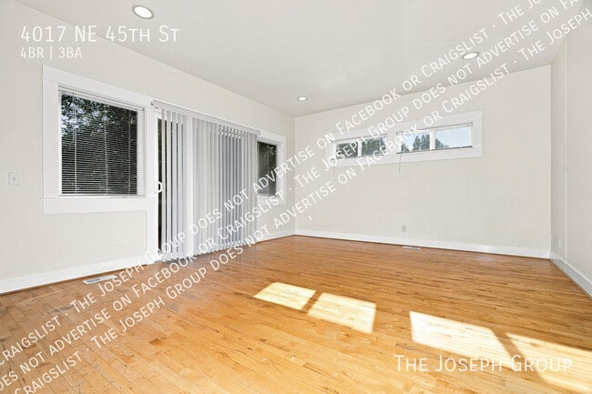 Photo - 4017 NE 45th St