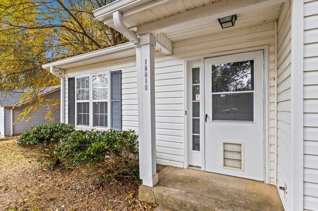 Photo - 12216 Lullingstone Rd