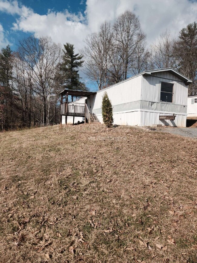 Photo - 36 Misty Mountain Way