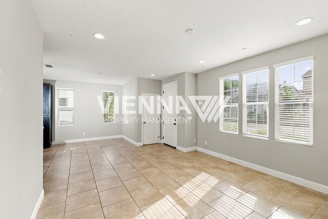 310 Colner Cir