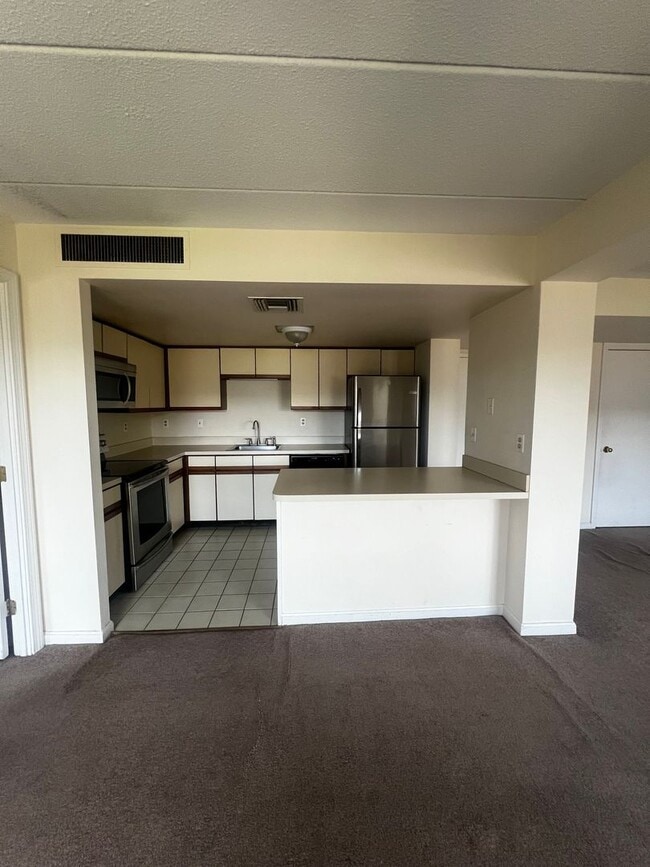 Photo - Renovated Allston 2 bed/2 bath Condo on Brainerd Rd.  Central A/C, Garage Parking Inc, Pool, Elev...
