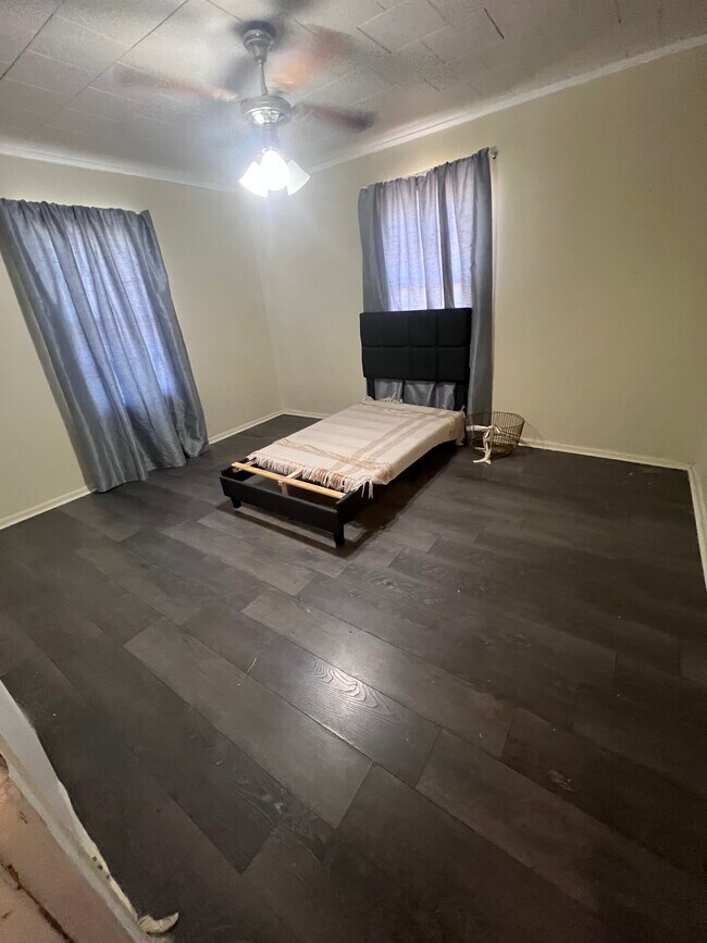 Photo - 149 Sylvia St