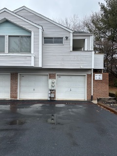 Photo - 206 Michelle Ct Townhome