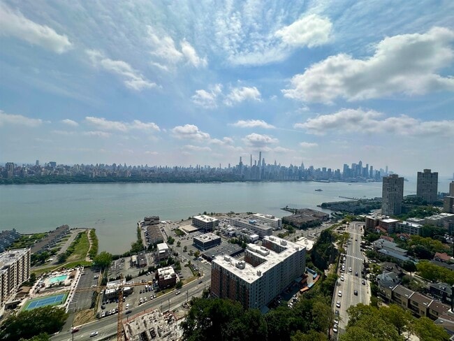 Building Photo - 7855 JFK Blvd E Unit 30G Rental