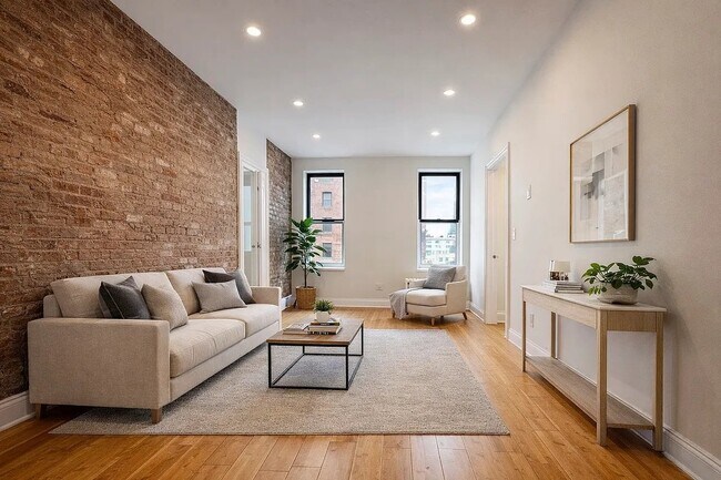 Building Photo - 50 Horatio St