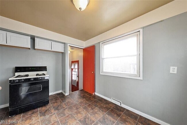 Photo - 12214 Woodward Blvd