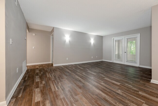 Photo - Plantations at Haywood