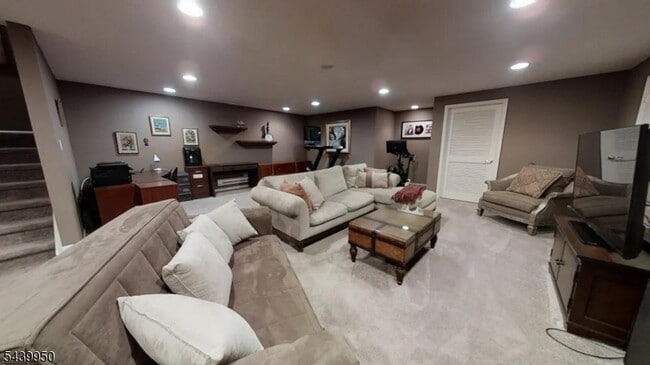Photo - 711 Binghampton Ln