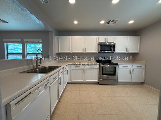 Photo - 21122 E Stonecrest Dr
