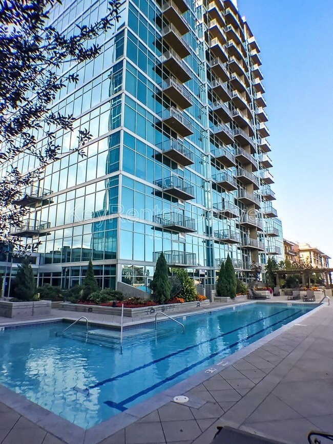 Building Photo - 1700 Bassett St Unit 2107