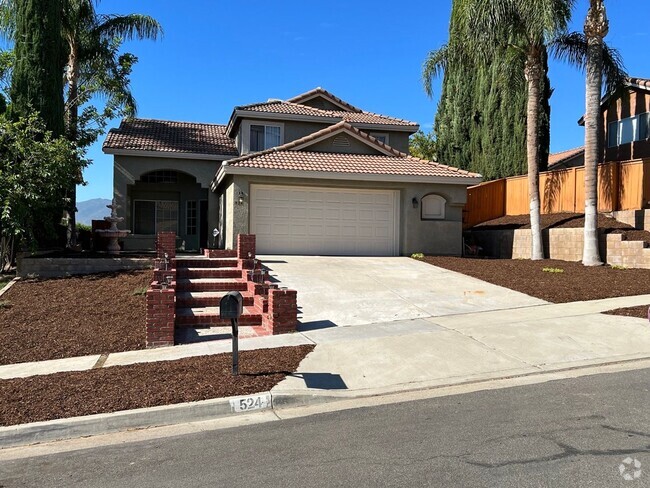 Building Photo - Nice 2 Story Family Home