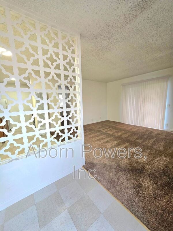 Photo - 1221 B St