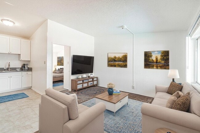 Downey Villas