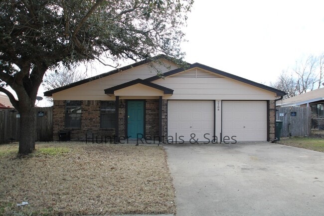 Building Photo - Low Traffic! Rental