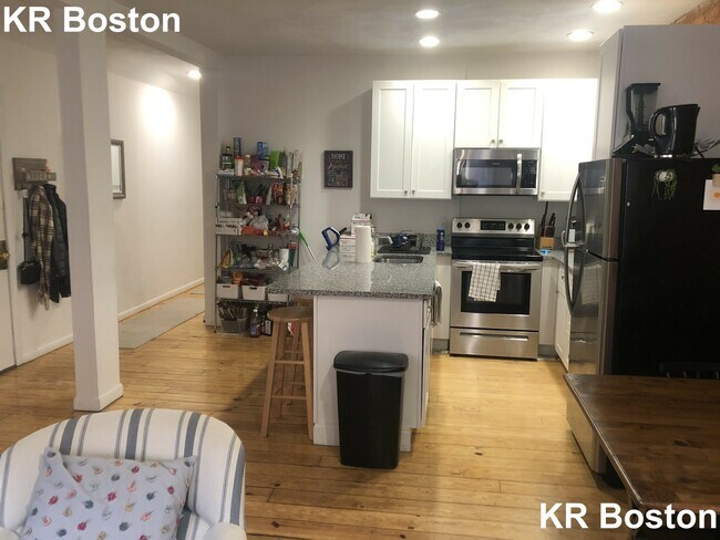 Photo - 716 Columbus Ave Unit 8