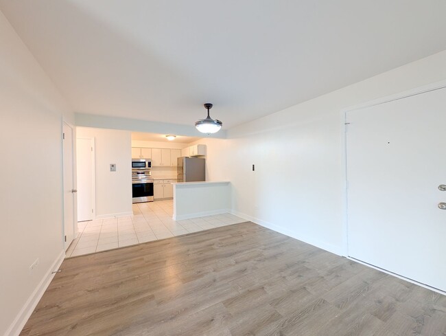 Photo - Completely renovated 2 bedroom condo for rent 2 parking spots