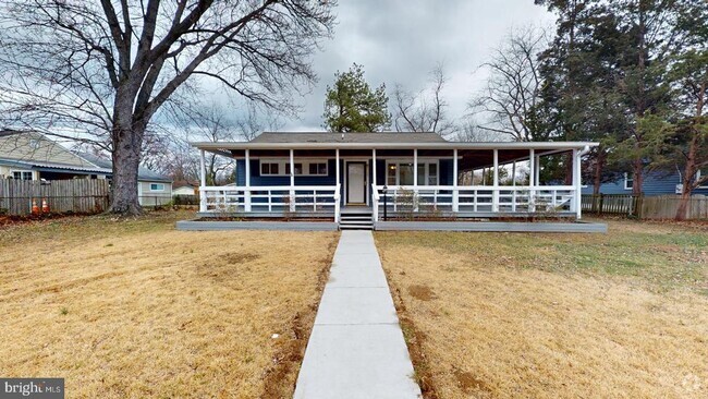 Building Photo - 6511 Enfield Dr Rental