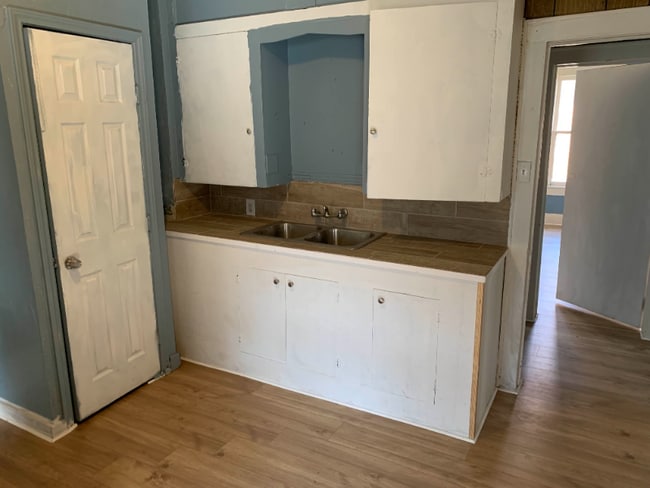 Photo - 1215 W Arlington Ave