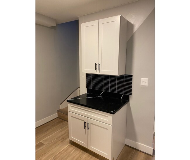 Photo - 1255 Sargeant St Unit C W/Bath available $950 C