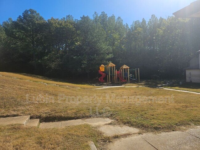 Photo - 2883 Coach Dr Unidad Apt 3