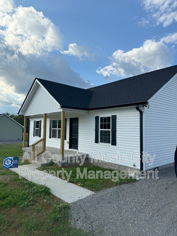 1604 Alan Perryman Ave