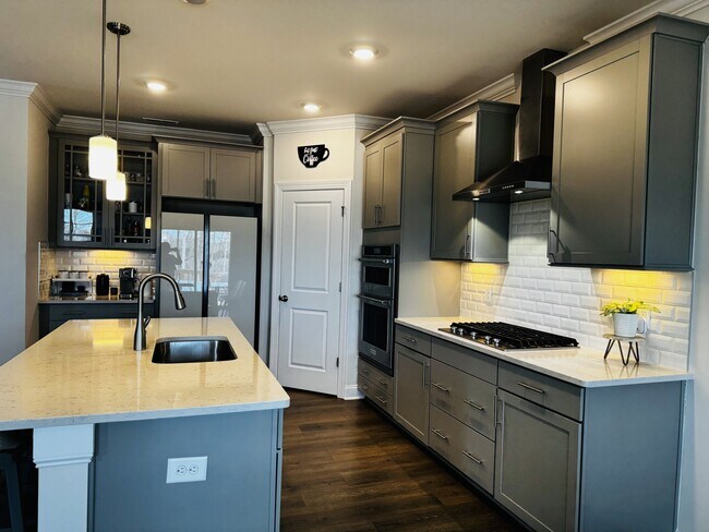 Photo - 4667 Thatcher Woods Dr