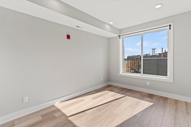 Photo - 2626 Trenton Ave Unidad 405