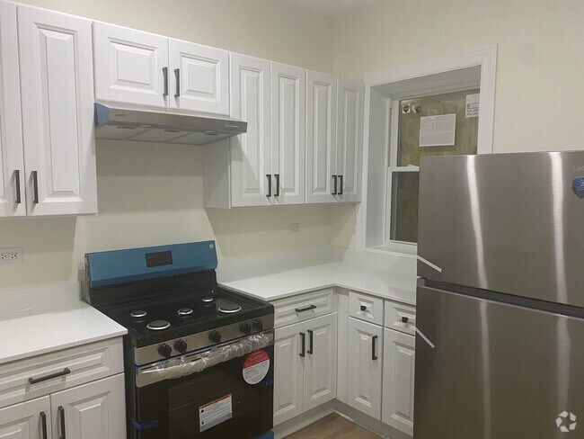 Building Photo - 7037 S Elizabeth St Unit 1 Rental