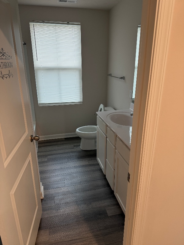 Photo - 830 McArthur Dr