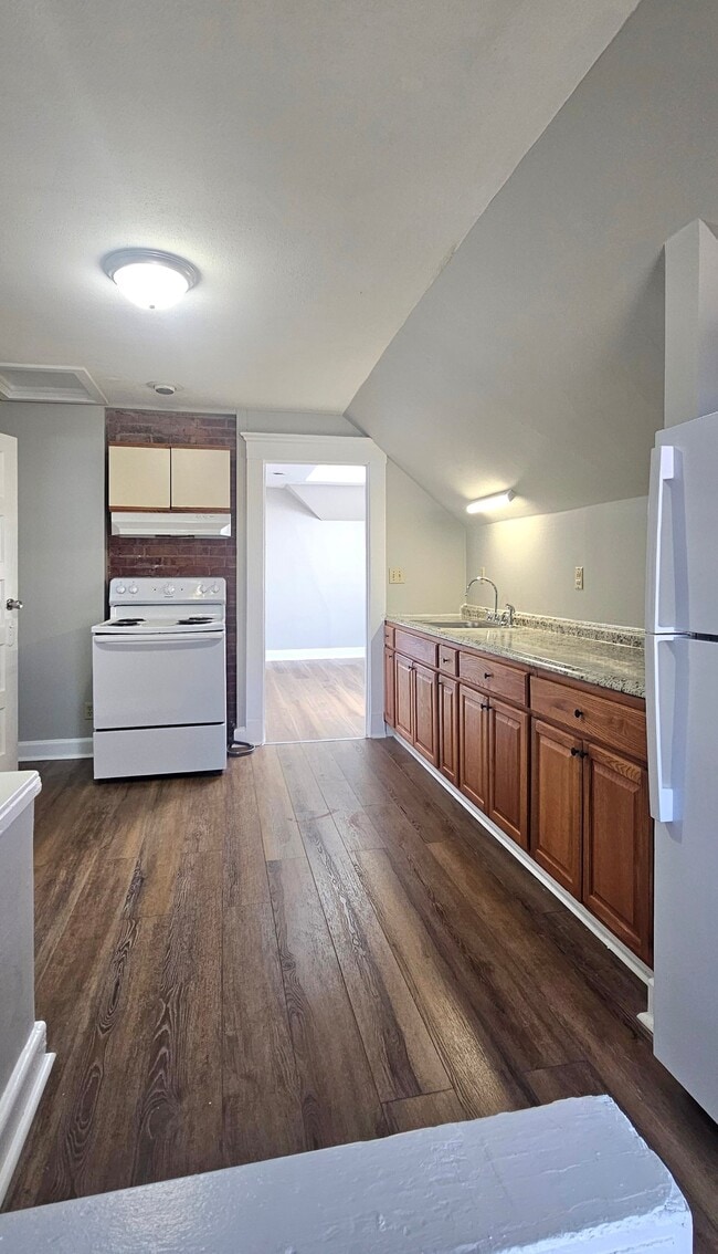 Photo - 83 Gibbs St Unit 3