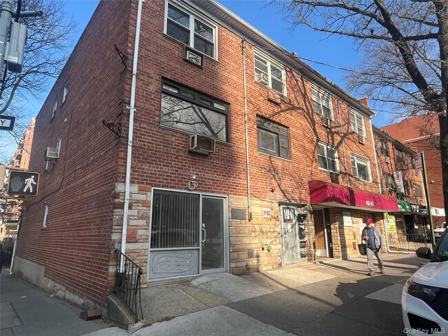 Building Photo - 142-01 37th Ave Unit 3F