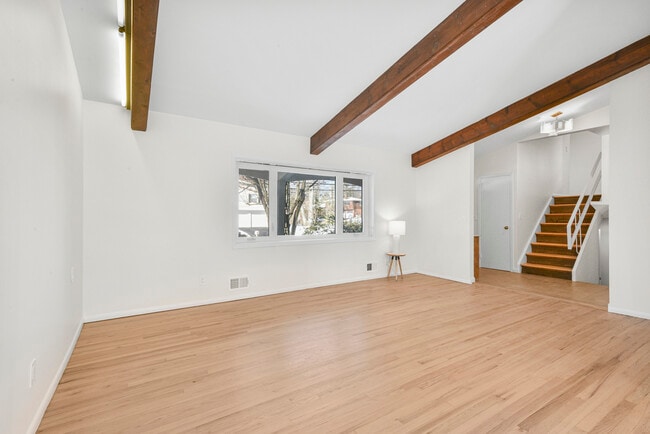 Photo - 25 Woodhollow Ln