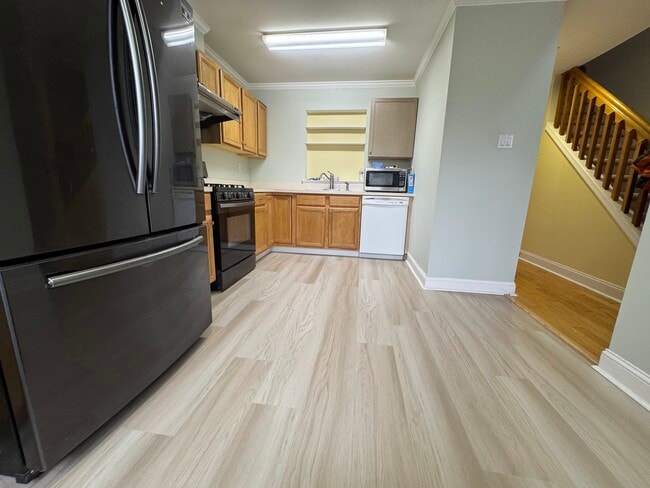 Photo - 700 Evergreen Ct