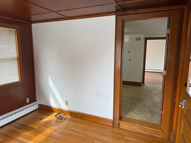 Photo - 192 Spring St