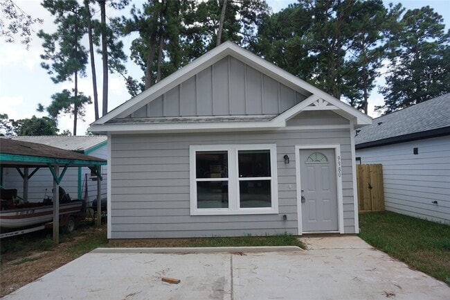 Building Photo - 9980 Calendar St