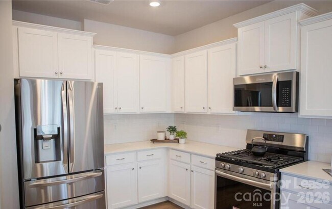 13020 Lannister Dr