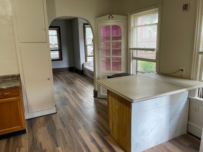 Photo - 444 W Doty St