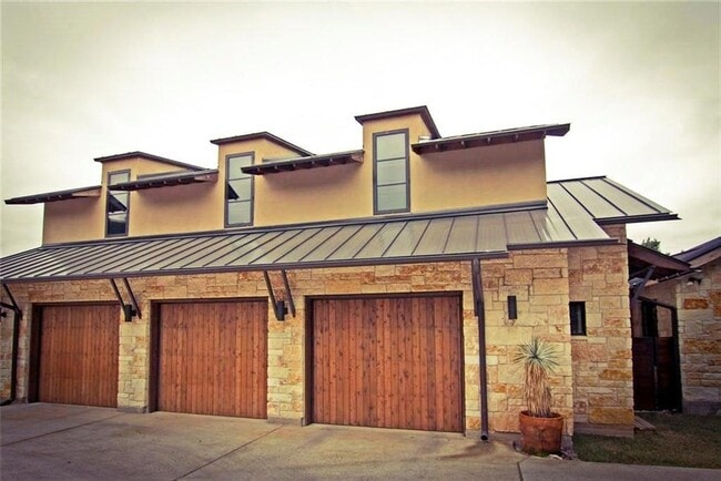 Building Photo - 7080 Comanche Trail