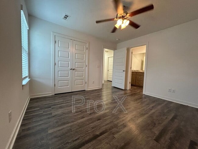 Photo - 325 Brook Ct Unit #4