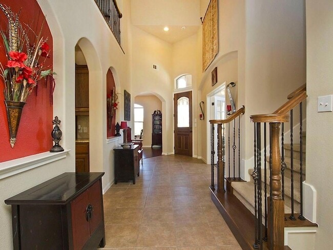 Photo - 271 Longmont Ln